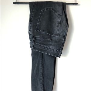 Women’s GAP jeans, black